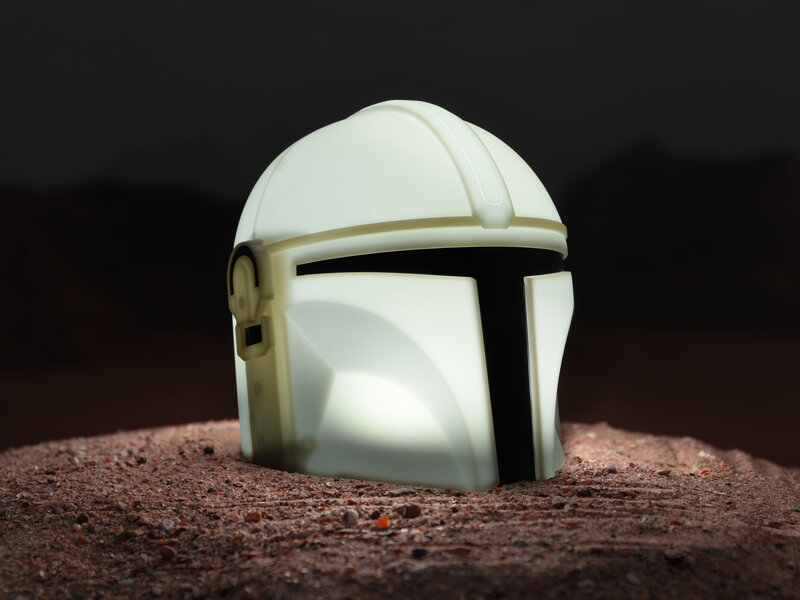 Läs mer om Star Wars The Mandalorian Lampa