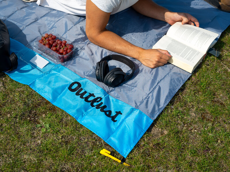 Läs mer om Outlust Picknickfilt i Fickformat
